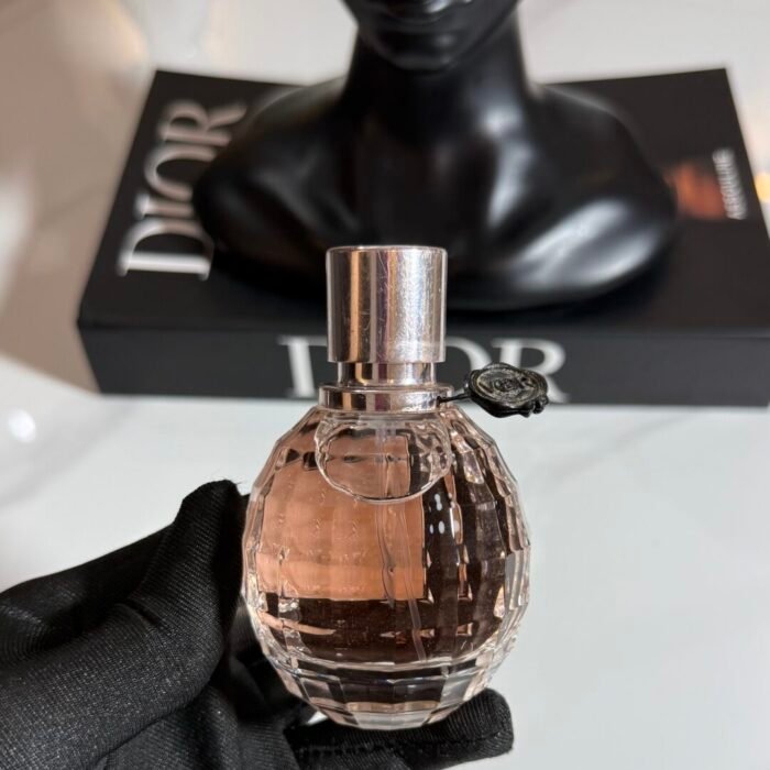VIKTOR & ROLF FLOWERBOMB -50ML