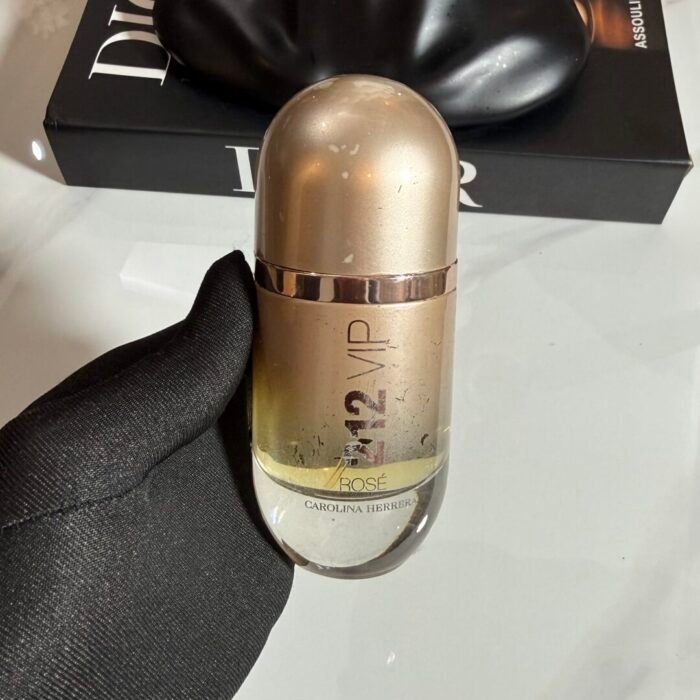 CAROLINA HERRERA 212 VIP ROSÉ -50ML