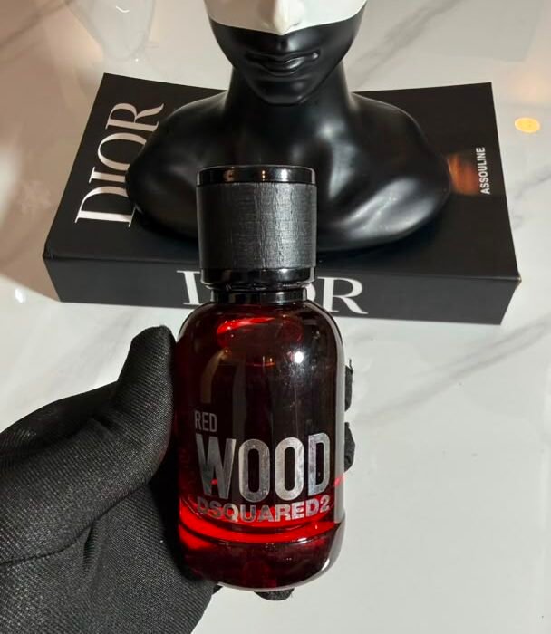 RED WOOD DSOUARED2 POUR FEMME -50ML