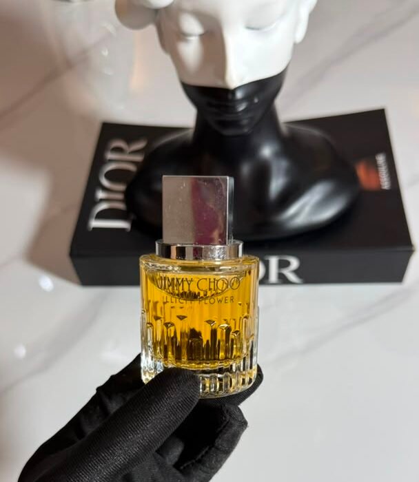 JIMMY CHOO LLLICIT FLOWER -60ML